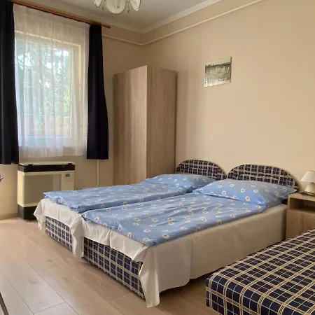 Magyar Apartman Ii.