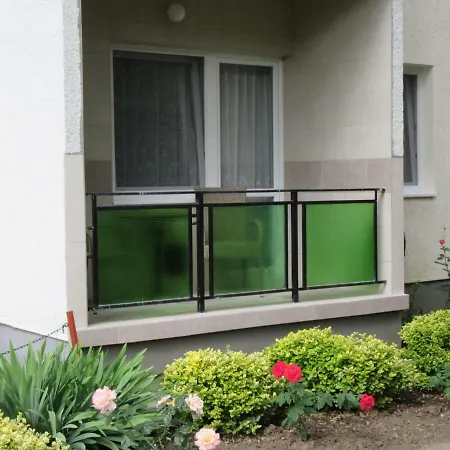 Magyar Apartman Ii.